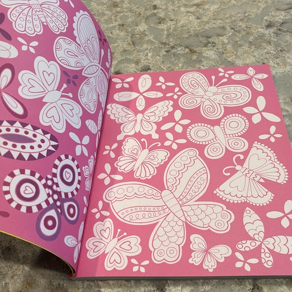 The Usborne Red book of Drawing, doodling and coloring. - Picture 4 of 5